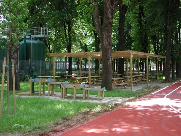 2005 Plesso Galli Breda. Pergola