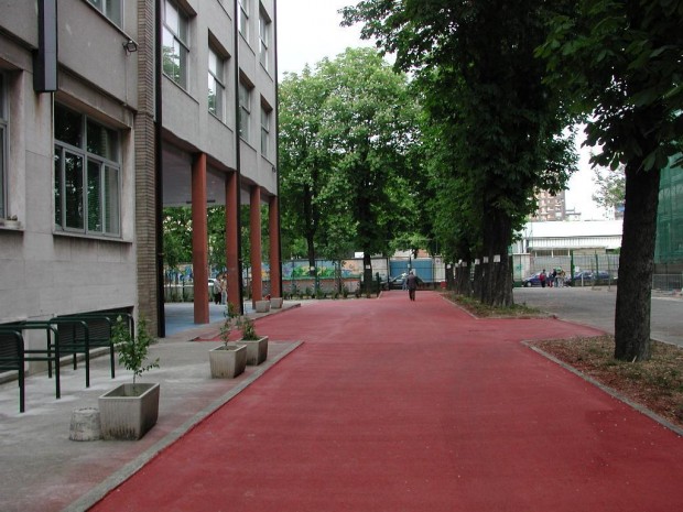 2005 Plesso Galli Breda.Ingresso principale