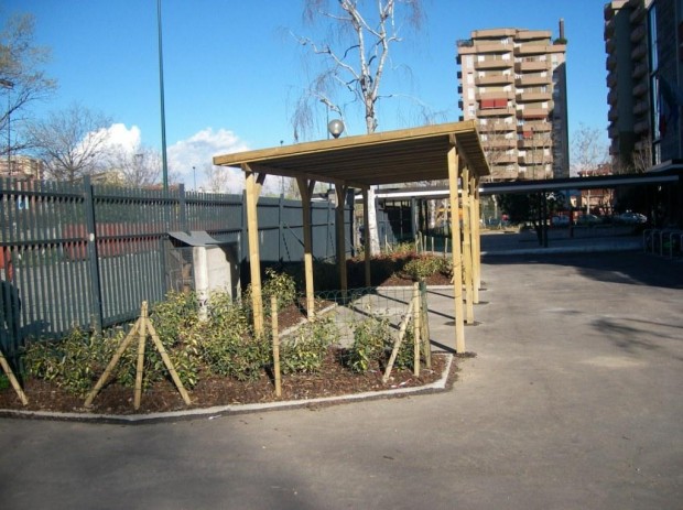 2008 Scuola elementare Pascoli. Tettoia bici